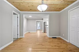 467 Sanders St, Clarkesville, GA 30523 - Photo 17