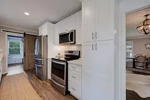 240 E Valley Dr, Marietta, GA 30068 - Photo 25