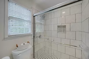 240 E Valley Dr, Marietta, GA 30068 - Photo 35