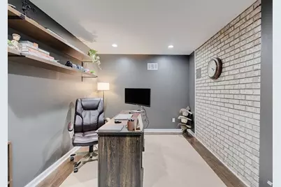 240 E Valley Drive, Marietta, GA 30068 - Photo 57