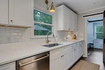 240 E Valley Drive, Marietta, GA 30068 - Photo 27