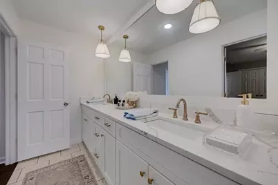 240 E Valley Drive, Marietta, GA 30068 - Photo 33