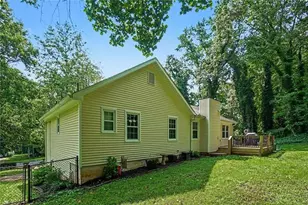 331 Creekbend Dr, Woodstock, GA 30188 - Photo 23