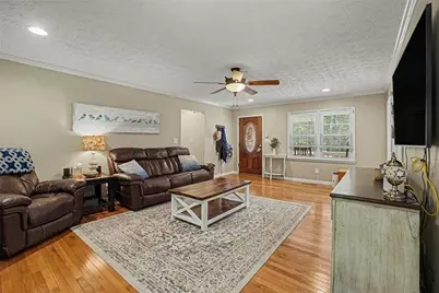331 Creekbend Drive, Woodstock, GA 30188 - Photo 5