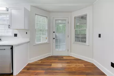 61 Powers Ferry Manor SE, Marietta, GA 30067 - Photo 9