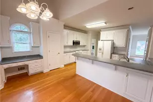 909 Mendenhall Way, Grayson, GA 30017 - Photo 9