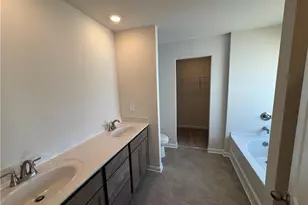 825 Oakmont Trce, Canton, GA 30114 - Photo 7