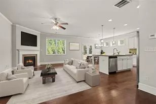 6536 Crosscreek Ln, Flowery Branch, GA 30542 - Photo 5