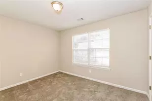 5539 Sapphire Cir, Ellenwood, GA 30294 - Photo 11