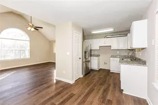 5539 Sapphire Cir, Ellenwood, GA 30294 - Photo 7