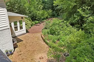 1040 Angelo Ct NE, Atlanta, GA 30319 - Photo 47