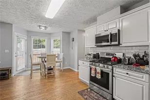 861 Madison View Ln, Lawrenceville, GA 30045 - Photo 9