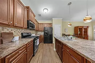 518 Riverview Ln, Canton, GA 30114 - Photo 3