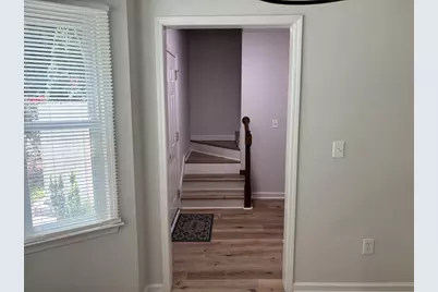 2819 New South Drive, Marietta, GA 30066 - Photo 9