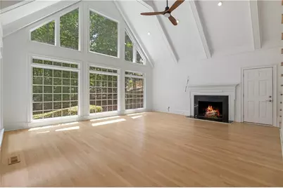 8965 Laurel Way, Alpharetta, GA 30022 - Photo 9