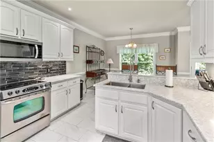 6426 Kettle Creek Way, Flowery Branch, GA 30542 - Photo 11