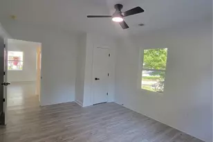 172 S Thomas St, Elberton, GA 30635 - Photo 25