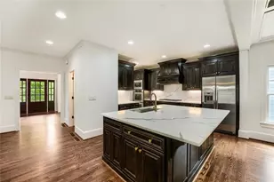 3406 Keswick Ct, Chamblee, GA 30341 - Photo 7
