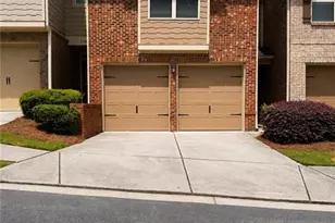 2252 Oakland Downs Way, Lawrenceville, GA 30044 - Photo 3