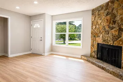 1818 Petite Lane, Lithonia, GA 30058 - Photo 5