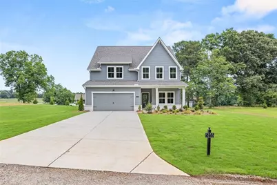 8315 Creekside Overlook Drive, Gainesville, GA 30506 - Photo 1