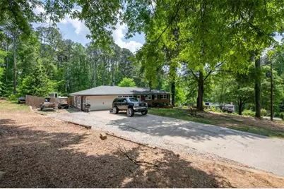 303 Wildwood Drive, Dallas, GA 30132 - Photo 3