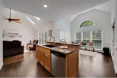 7055 Devonhall Way, Johns Creek, GA 30097 - Photo 13
