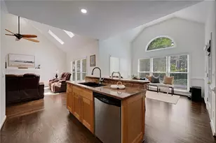 7055 Devonhall Way, Johns Creek, GA 30097 - Photo 13