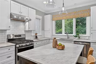 1724 Belle Isle Cir NE, Atlanta, GA 30329 - Photo 7