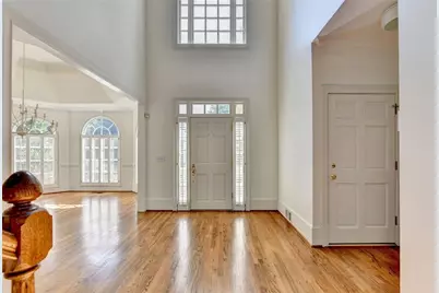 4405 Highgrove Pointe, Atlanta, GA 30319 - Photo 3