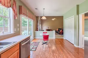 9025 Friarbridge Dr, Suwanee, GA 30024 - Photo 13