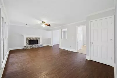 805 Connell Lane, Lawrenceville, GA 30044 - Photo 17