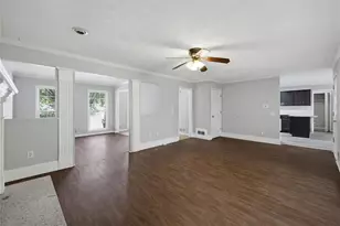 805 Connell Ln, Lawrenceville, GA 30044 - Photo 19