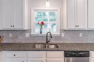 4200 Chatham Ridge Dr, Buford, GA 30518 - Photo 11