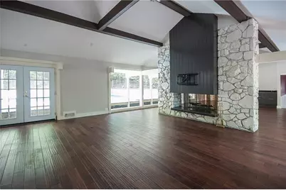 5270 Riverview Road, Atlanta, GA 30327 - Photo 3