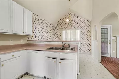 715 Sylvia Court, Riverdale, GA 30296 - Photo 7
