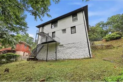 111 Victor Circle NW, Atlanta, GA 30314 - Photo 9