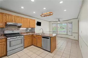 4051 Silver Fir Ct NE, Marietta, GA 30066 - Photo 15