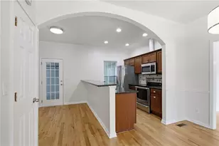 8 Weyman Ave SW, Atlanta, GA 30315 - Photo 17