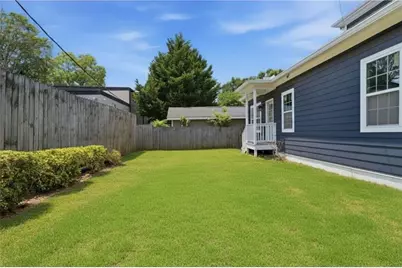 8 Weyman Avenue SW, Atlanta, GA 30315 - Photo 33