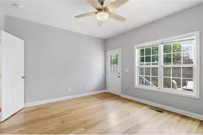 8 Weyman Avenue SW, Atlanta, GA 30315 - Photo 21