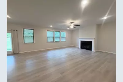 1377 Allspice Way, Lawrenceville, GA 30045 - Photo 11