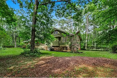 675 Ridge Avenue, Stone Mountain, GA 30083 - Photo 9