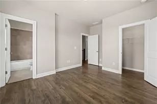 1098 Township Square, Alpharetta, GA 30022 - Photo 35