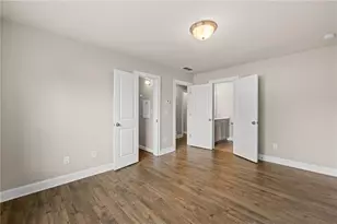 1098 Township Square, Alpharetta, GA 30022 - Photo 39
