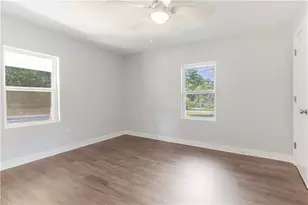 808 Davis St, Monroe, GA 30655 - Photo 13