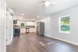 808 Davis St, Monroe, GA 30655 - Photo 7