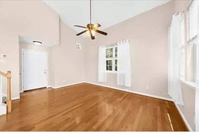 656 W Oaks Drive, Woodstock, GA 30188 - Photo 5