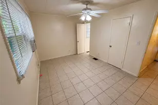 895 Laurel St, Forest Park, GA 30297 - Photo 15