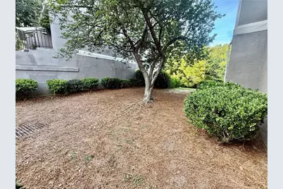 11 Saint Claire Lane NE, Atlanta, GA 30324 - Photo 27